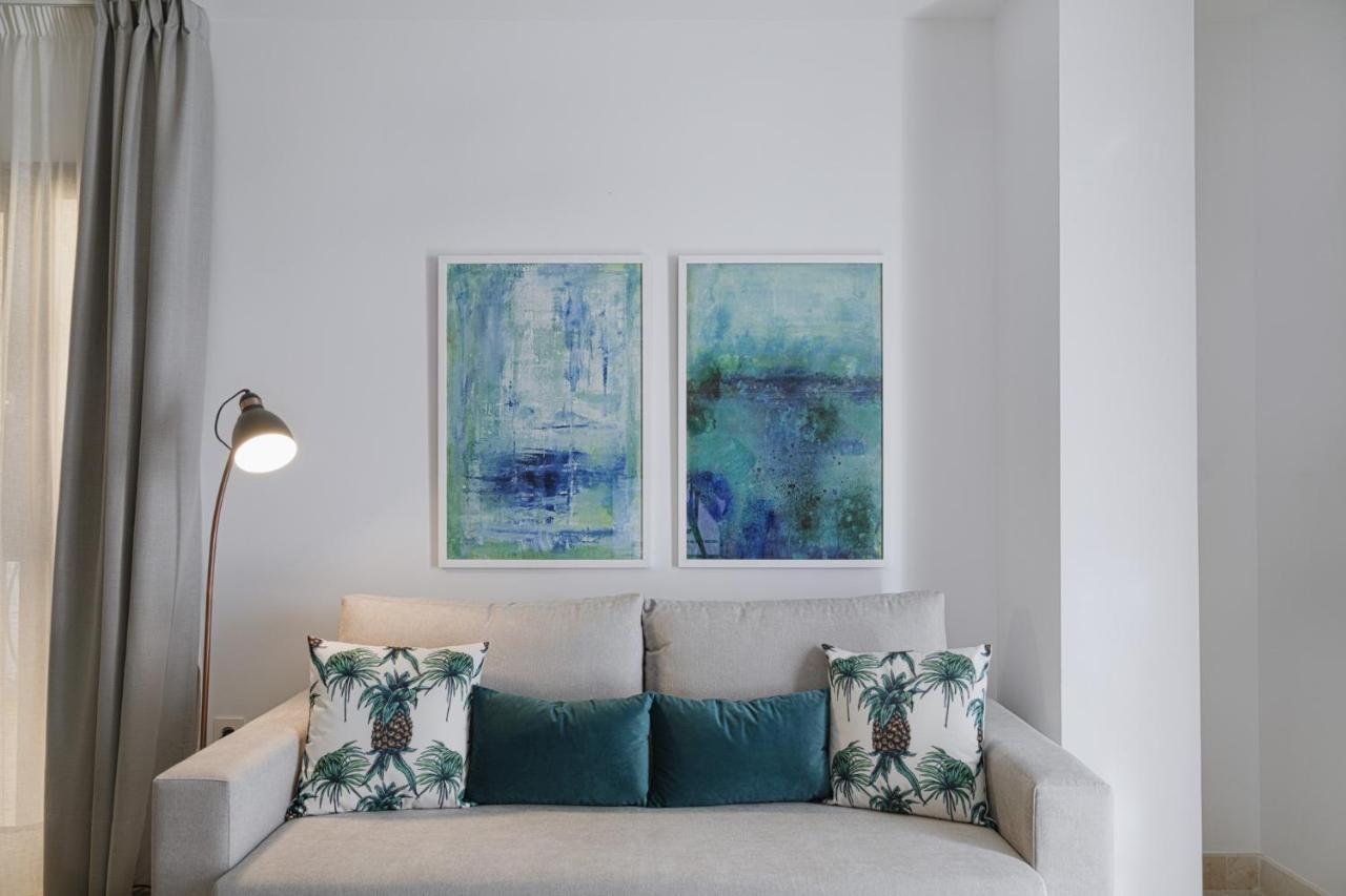 Caleta Homes - Ancha Del Carmen Малага Екстериор снимка