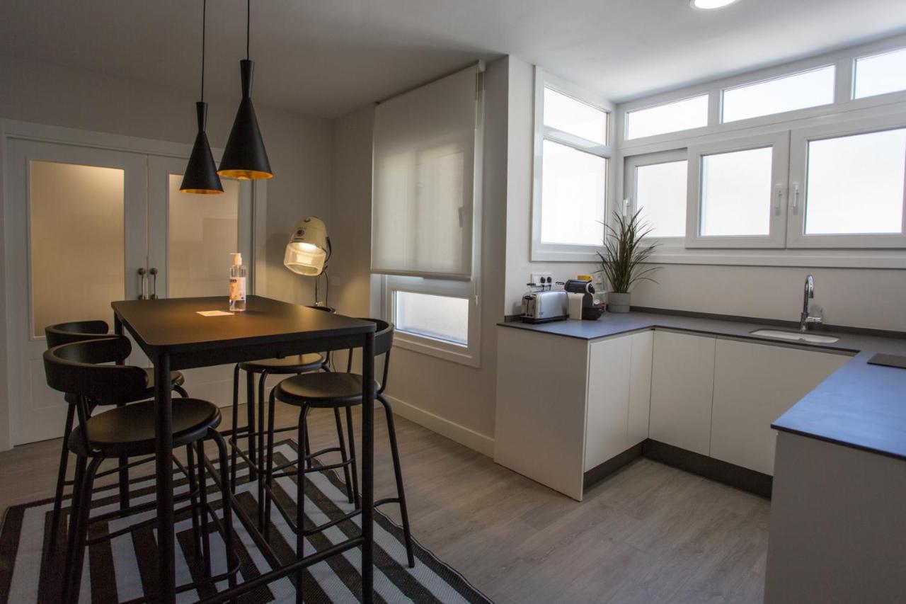 Caleta Homes - Ancha Del Carmen Малага Екстериор снимка